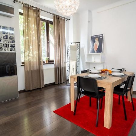 Cozy & Spacious Flat Near Victoriei Square Bukarest Exterior foto