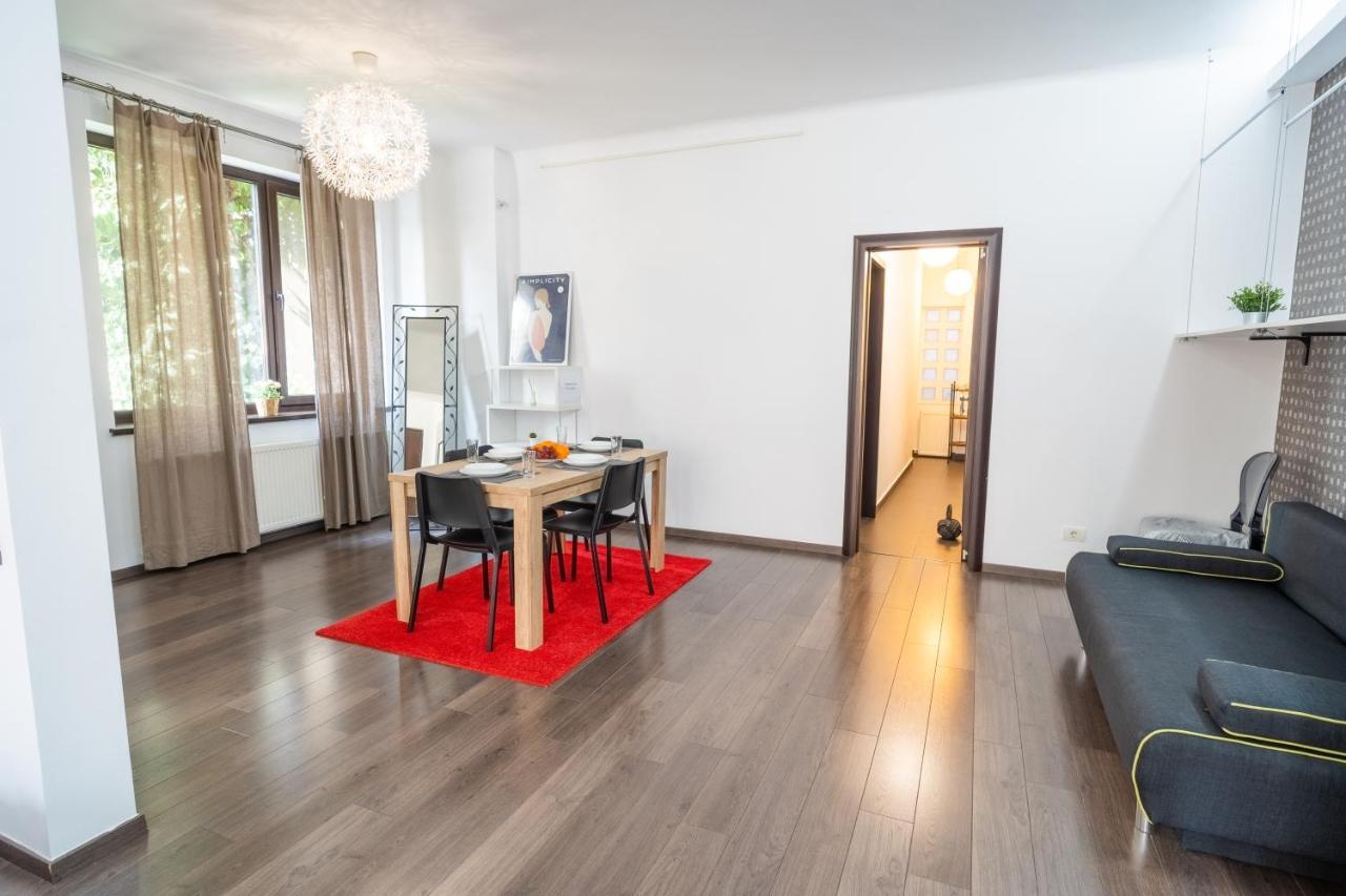 Cozy & Spacious Flat Near Victoriei Square Bukarest Exterior foto