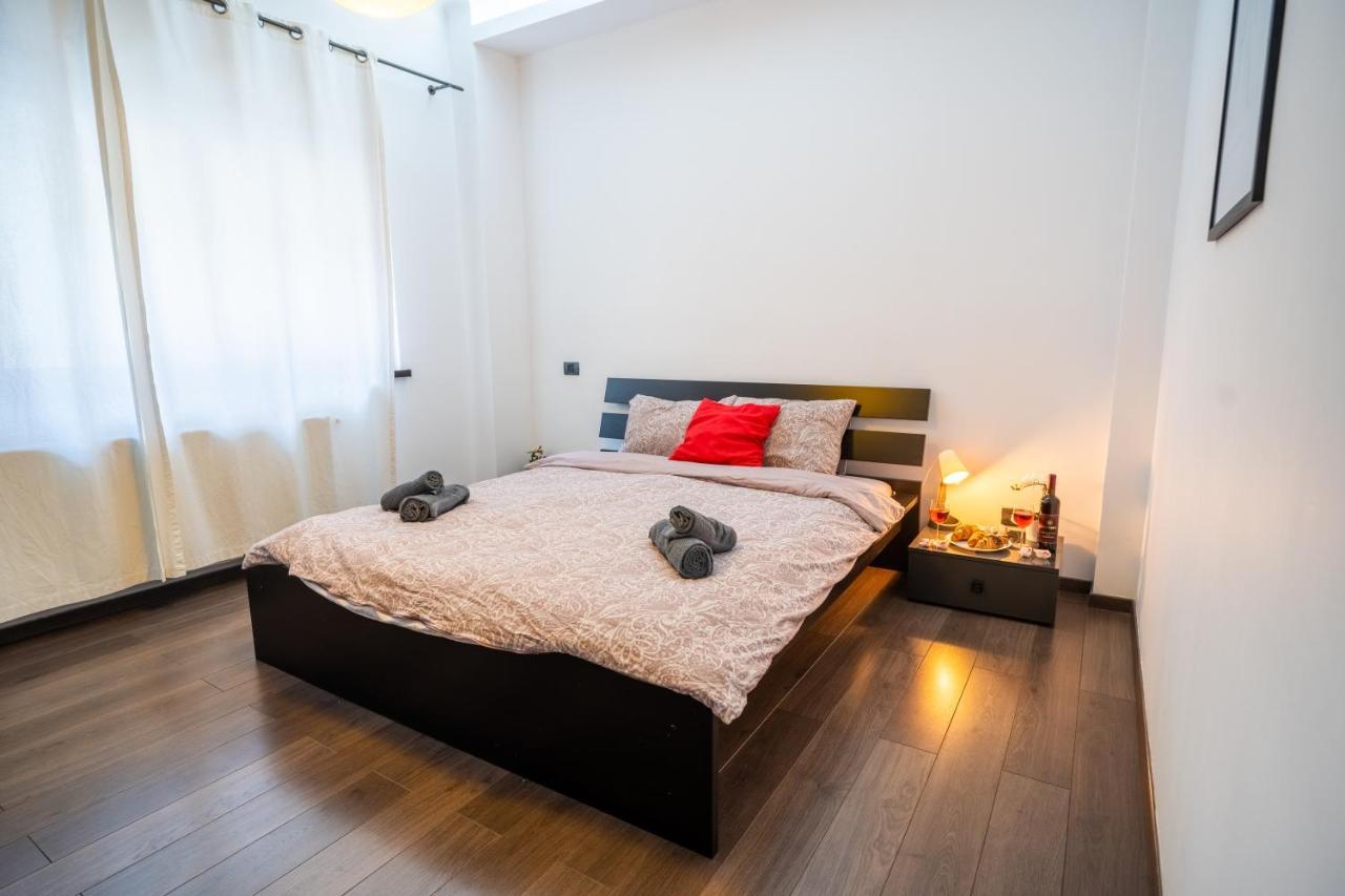 Cozy & Spacious Flat Near Victoriei Square Bukarest Exterior foto