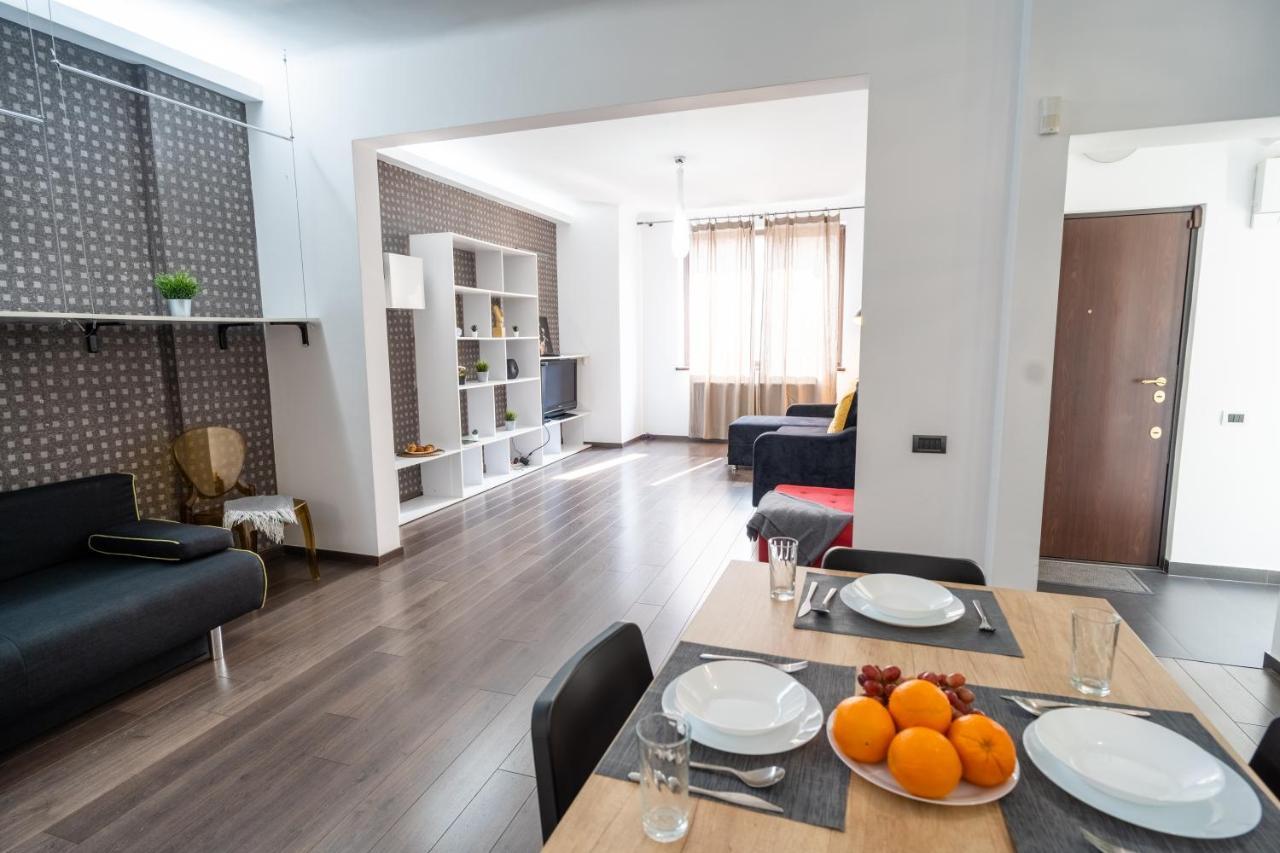 Cozy & Spacious Flat Near Victoriei Square Bukarest Exterior foto