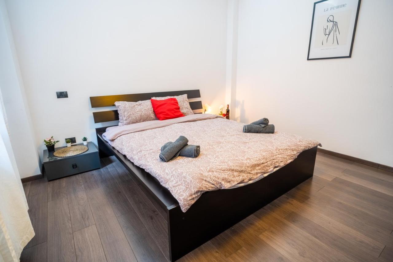 Cozy & Spacious Flat Near Victoriei Square Bukarest Exterior foto